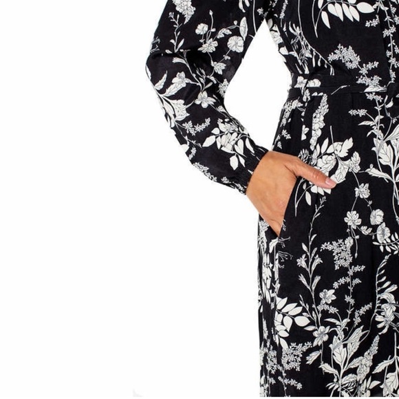 🎉 HP ⭐️ Firm Price ⭐️ Well Worn Womens' Crepe Dress Long Sleeve Tie Belt Medium - Picture 5 of 9